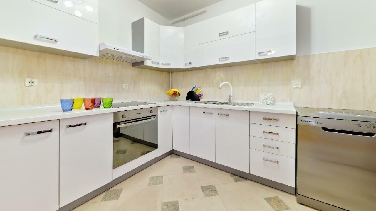 Central Apartment Smiley - Free Parking Ζάγκρεμπ Εξωτερικό φωτογραφία