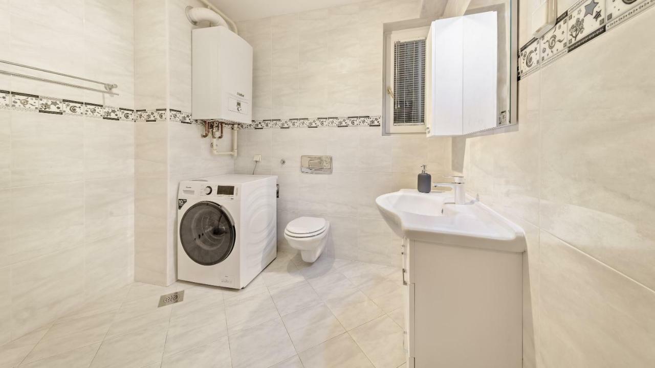 Central Apartment Smiley - Free Parking Ζάγκρεμπ Εξωτερικό φωτογραφία